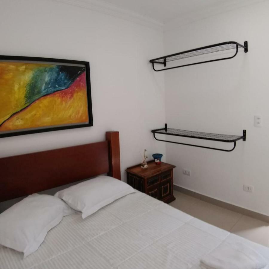 Alpha Hospedaria & Hostel Londrina Exterior photo