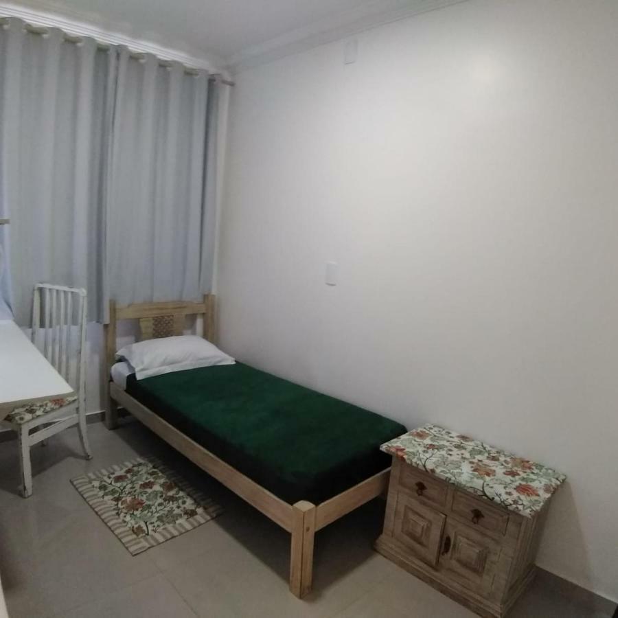 Alpha Hospedaria & Hostel Londrina Exterior photo